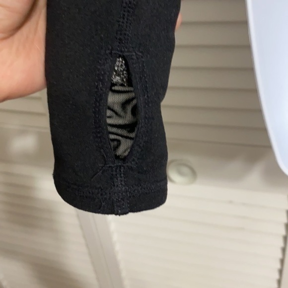 Zella Ruched Sleeve Workout Jacket ! - Picture 9 of 13